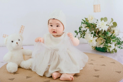 巴音郭楞蒙古孕妇几个月开始显怀